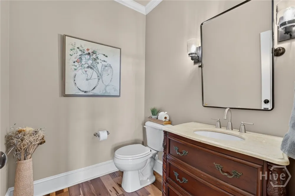 18 White Oak Bluff Savannah, GA 31405