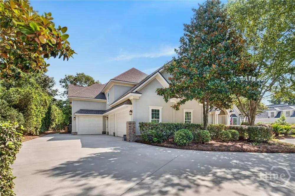 18 White Oak Bluff Savannah, GA 31405