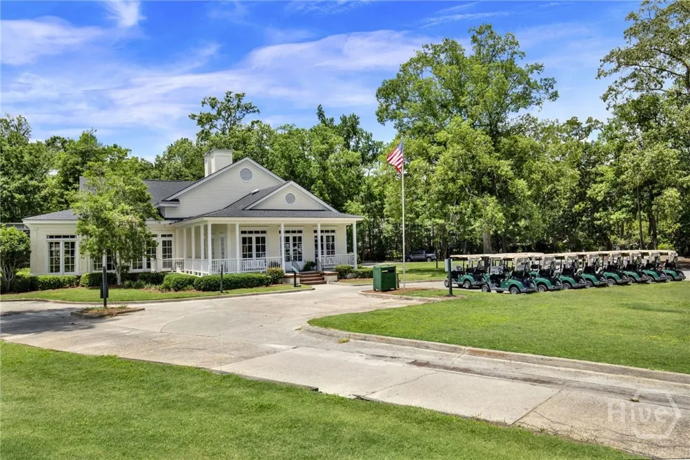 18 White Oak Bluff Savannah, GA 31405