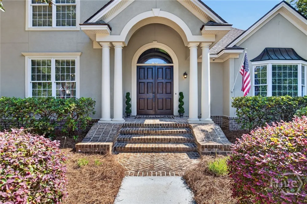 18 White Oak Bluff Savannah, GA 31405