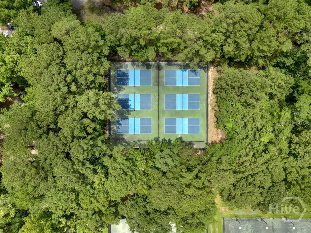18 White Oak Bluff Savannah, GA 31405