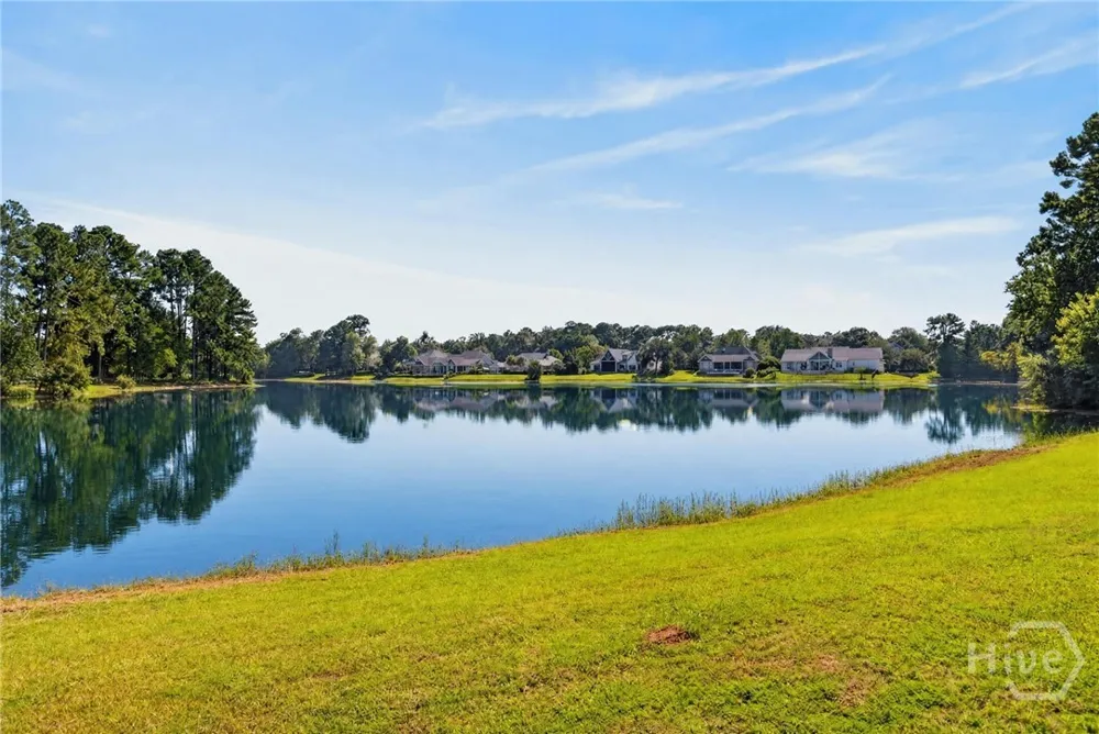 18 White Oak Bluff Savannah, GA 31405
