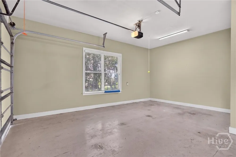 18 White Oak Bluff Savannah, GA 31405