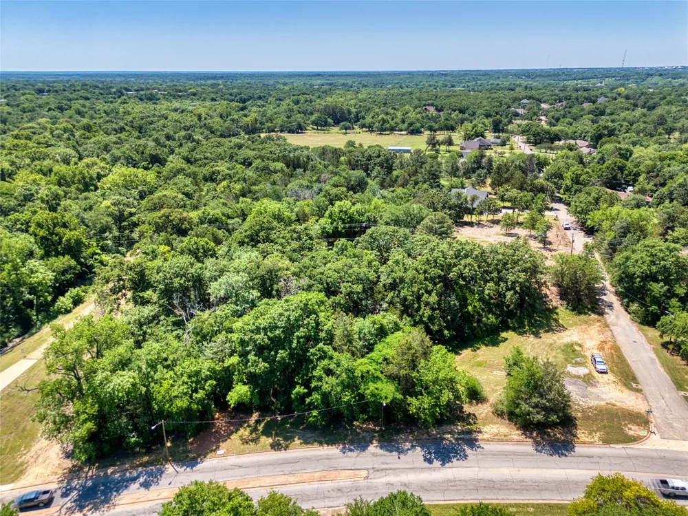 2008 S Lang Avenue Denison, TX 75020