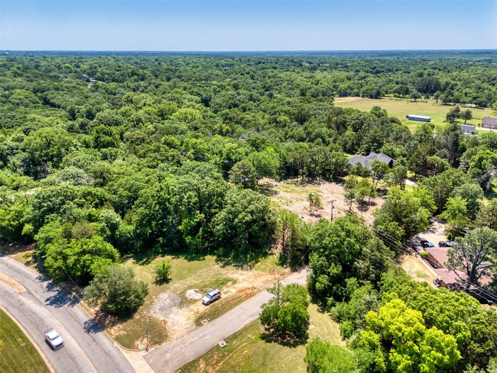 2008 S Lang Avenue Denison, TX 75020