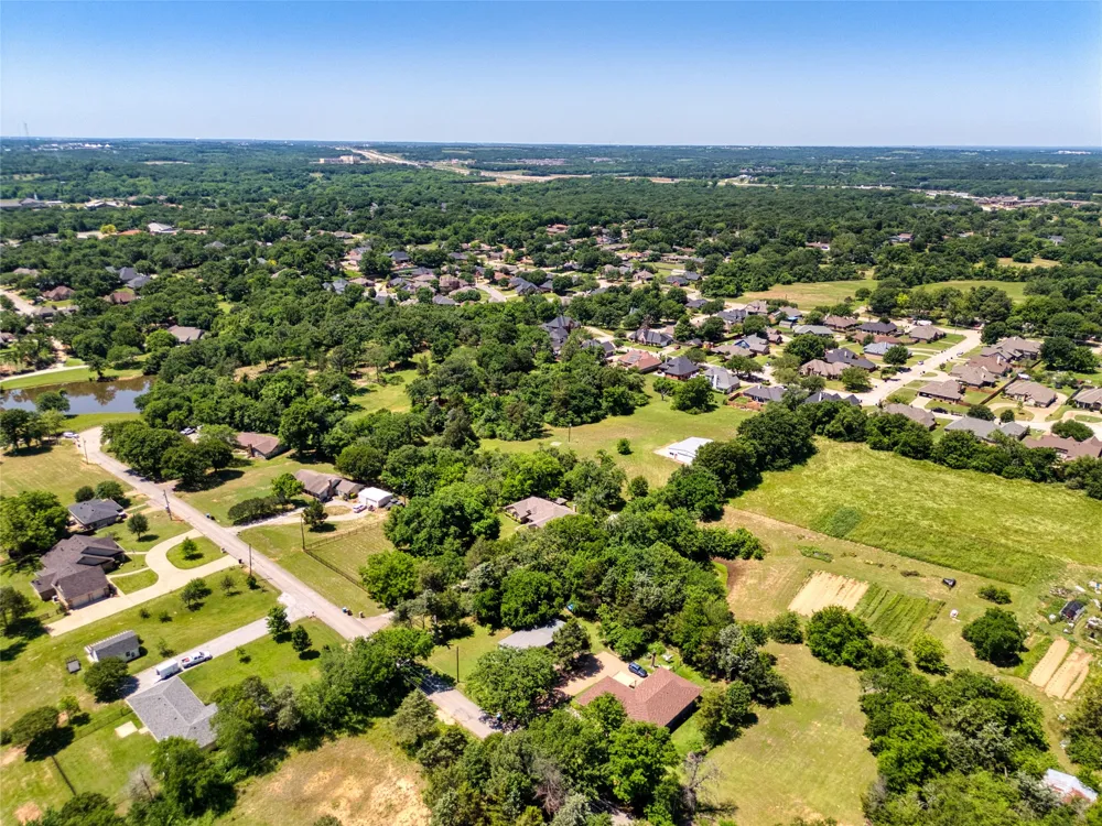 2008 S Lang Avenue Denison, TX 75020