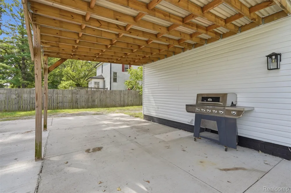 4655 Denton Road Canton Charter Township, MI 48188