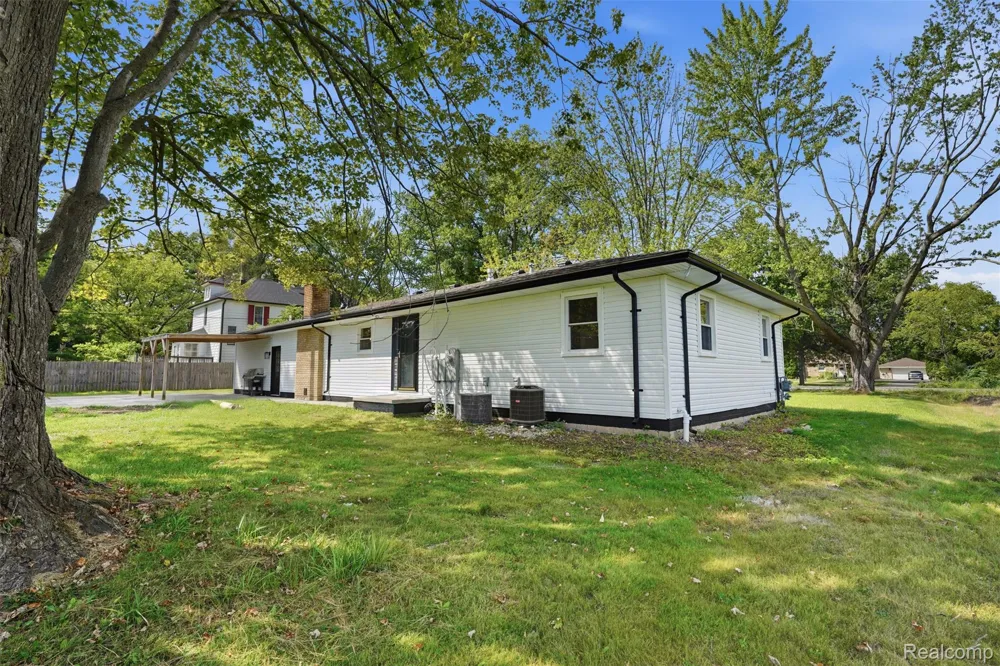 4655 Denton Road Canton Charter Township, MI 48188