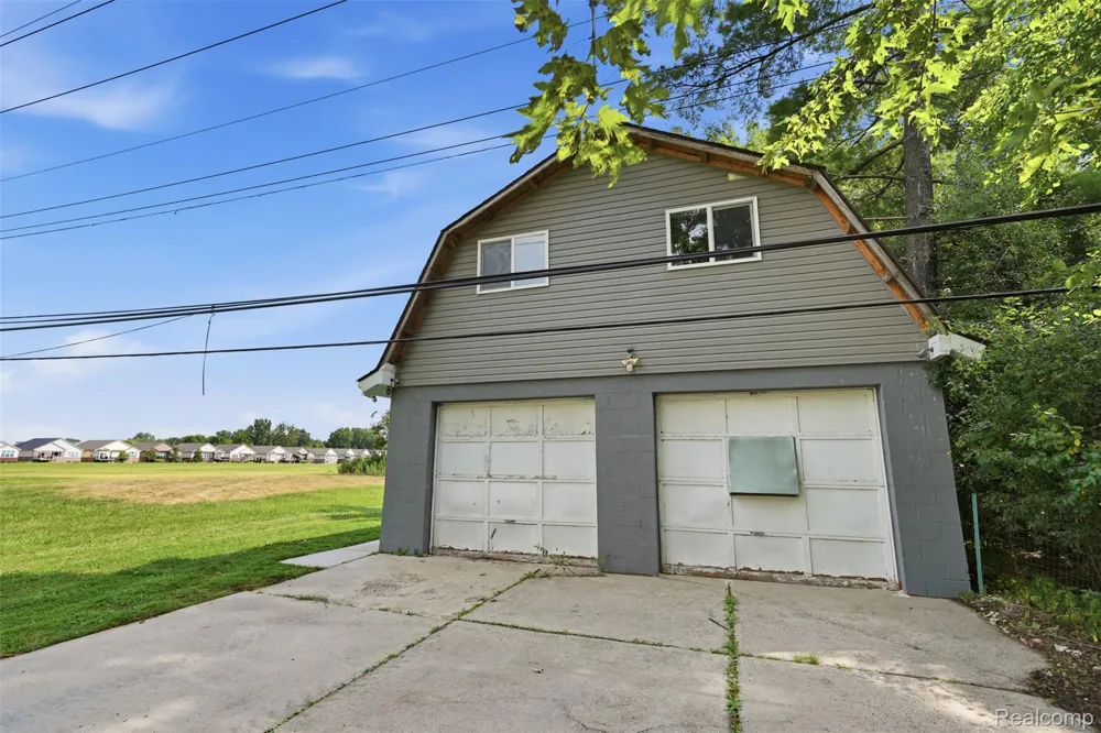 4655 Denton Road Canton Charter Township, MI 48188
