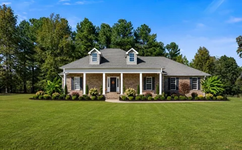 2044 Old Blacktop Road