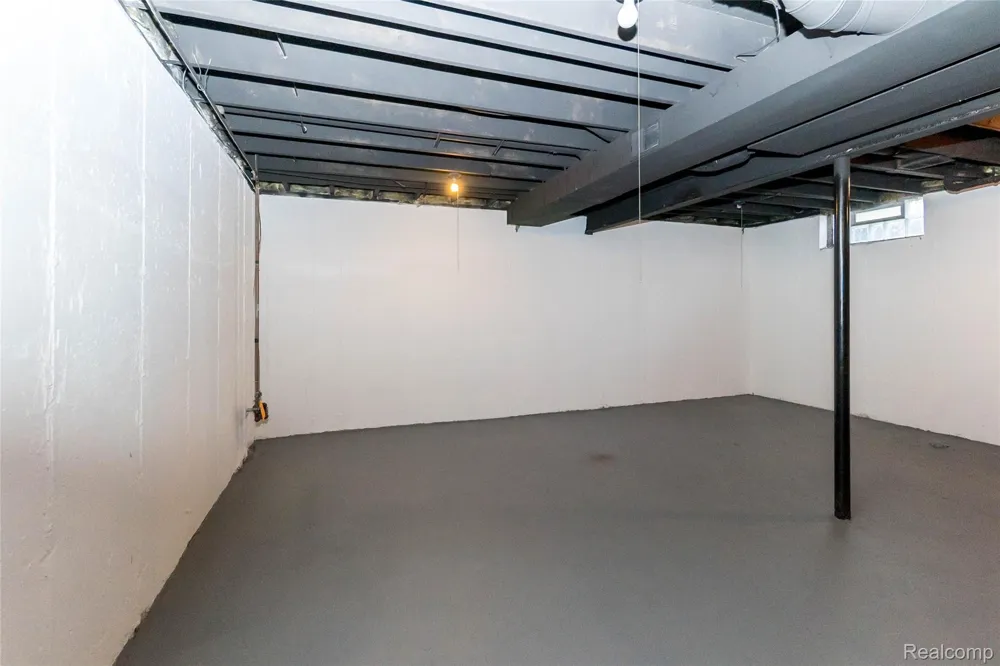 2723 Grayson Street Ferndale City, MI 48220