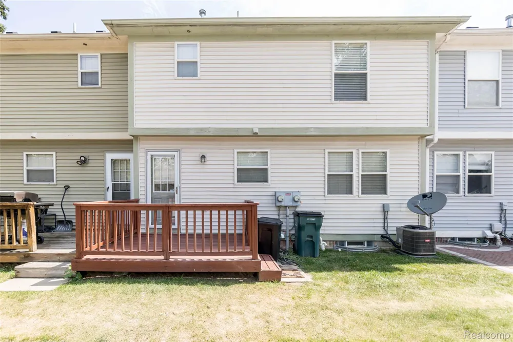 2723 Grayson Street Ferndale City, MI 48220
