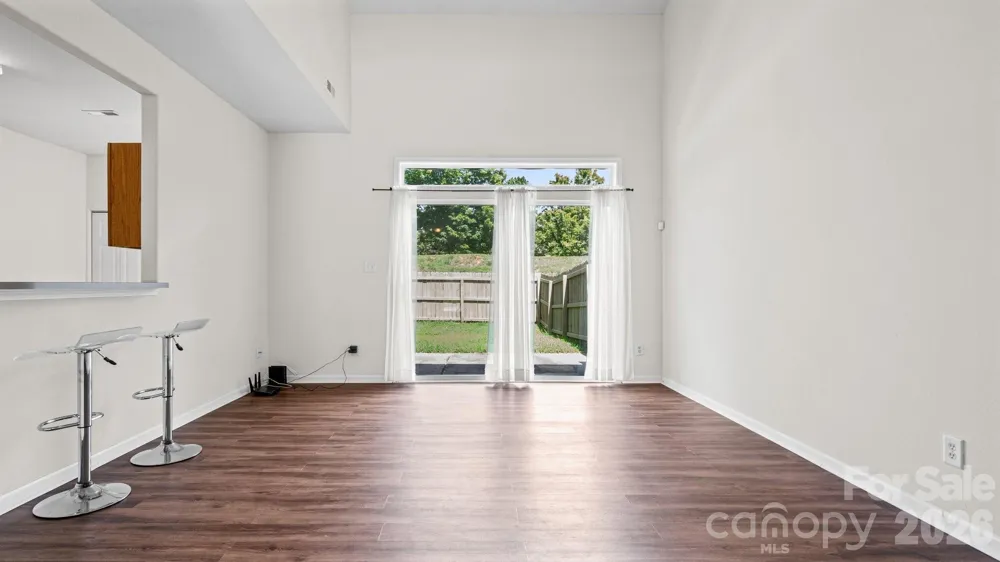 4313 Eaves Lane Charlotte, NC 28215