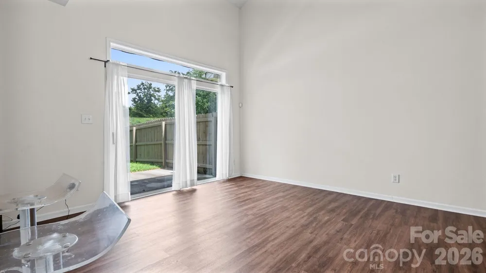 4313 Eaves Lane Charlotte, NC 28215