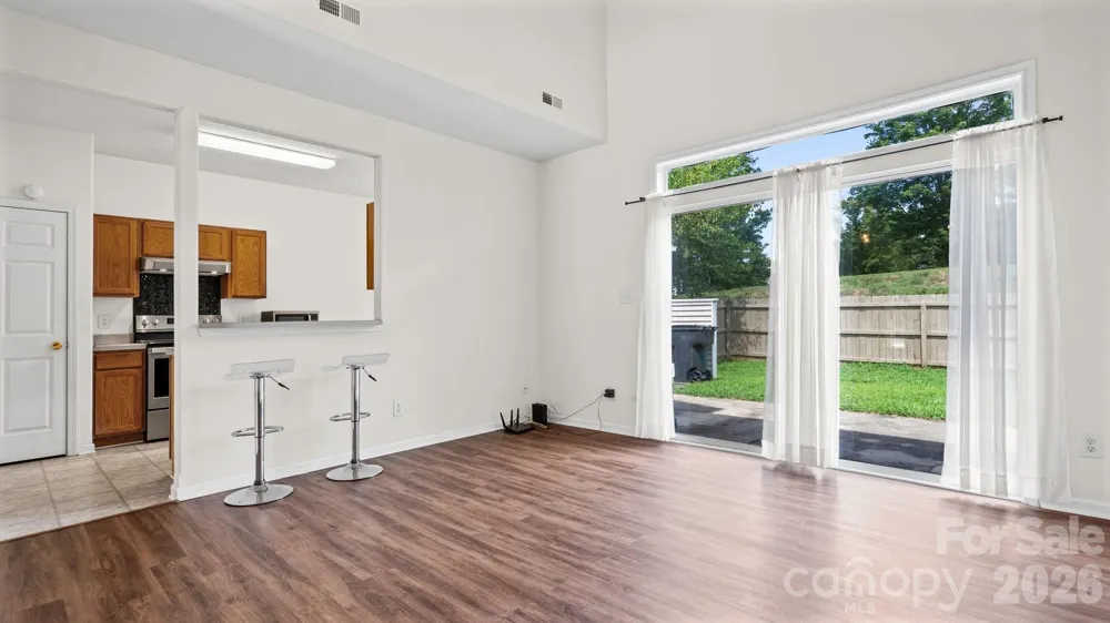 4313 Eaves Lane Charlotte, NC 28215