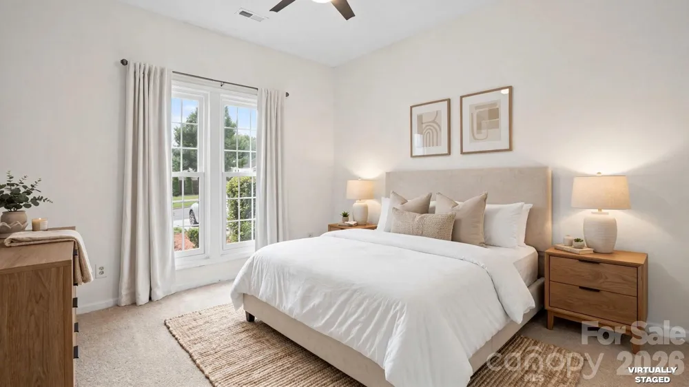 4313 Eaves Lane Charlotte, NC 28215