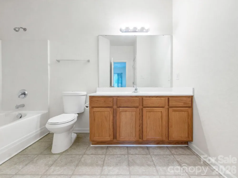 4313 Eaves Lane Charlotte, NC 28215