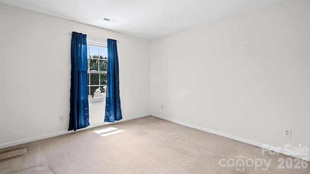 4313 Eaves Lane Charlotte, NC 28215