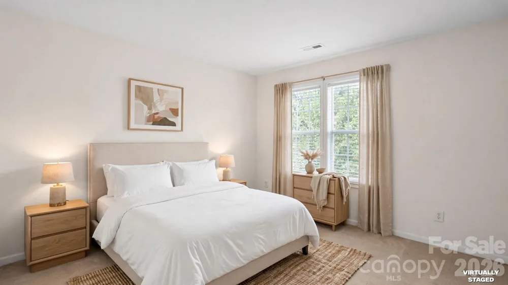 4313 Eaves Lane Charlotte, NC 28215