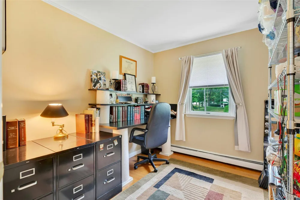 530 Boxwood Drive Shirley, NY 11967