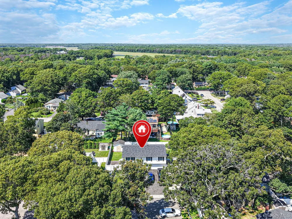 5 Curtis Court Mastic, NY 11950