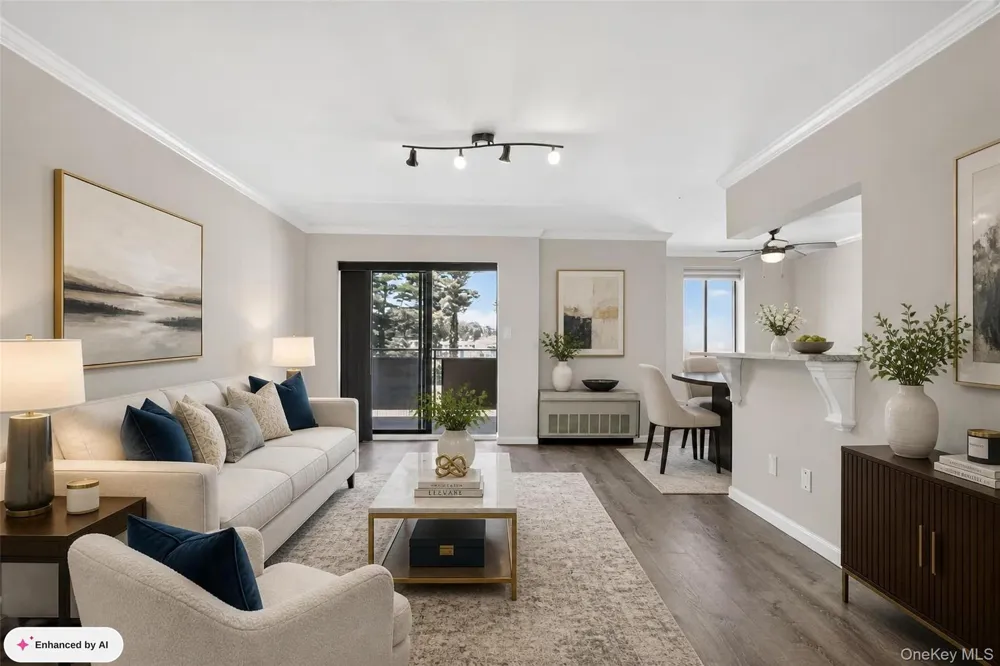 175 Maple Avenue #2M Westbury, NY 11590