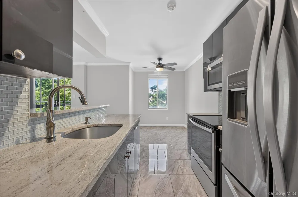 175 Maple Avenue #2M Westbury, NY 11590