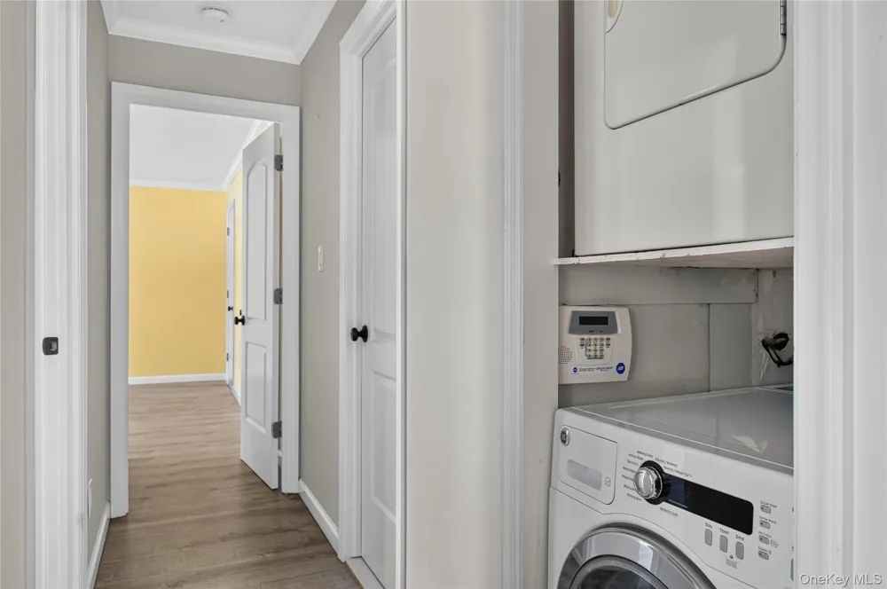 175 Maple Avenue #2M Westbury, NY 11590