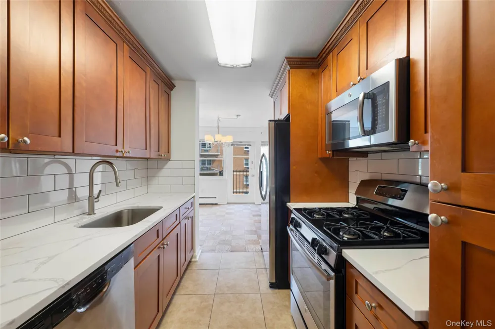 101 Gedney Street #2P Nyack, NY 10960