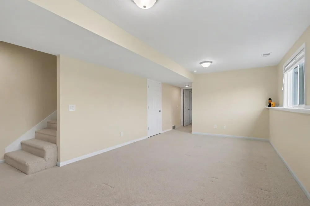 3273 White Heron Lane Battle Creek, MI 49015