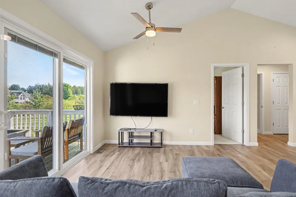 3273 White Heron Lane Battle Creek, MI 49015