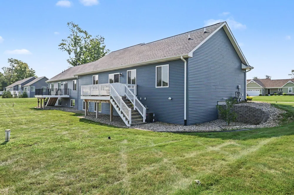 3273 White Heron Lane Battle Creek, MI 49015