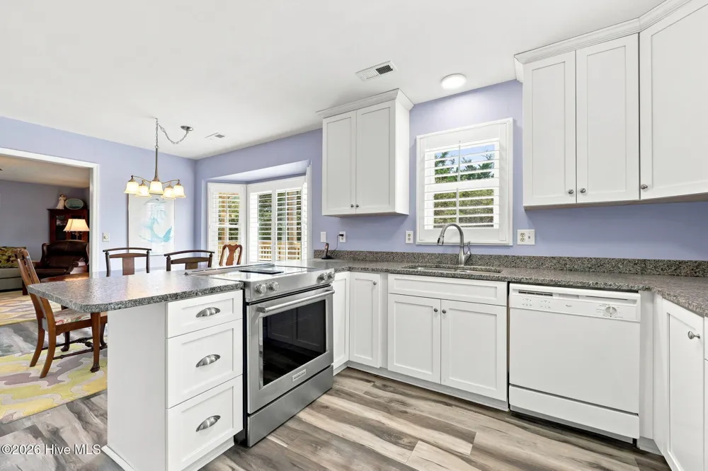 102 Periwinkle Drive Emerald Isle, NC 28594