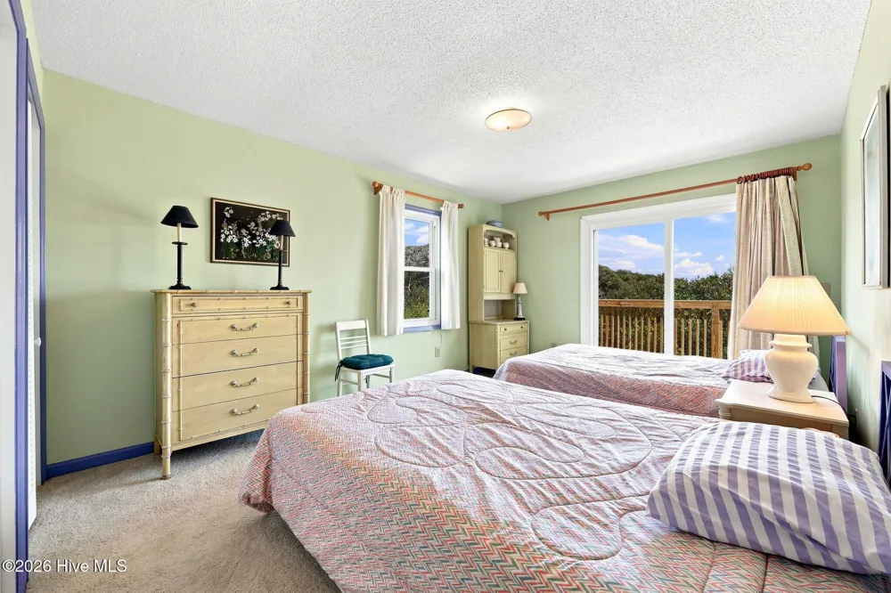 102 Periwinkle Drive Emerald Isle, NC 28594