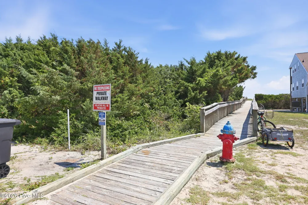 102 Periwinkle Drive Emerald Isle, NC 28594
