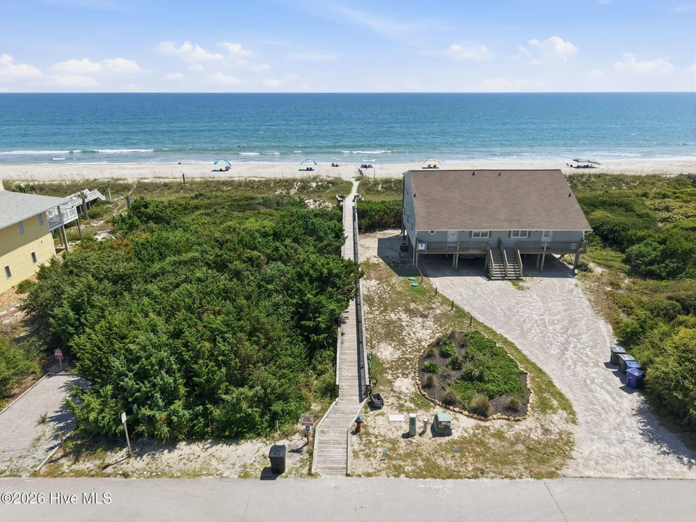 102 Periwinkle Drive Emerald Isle, NC 28594