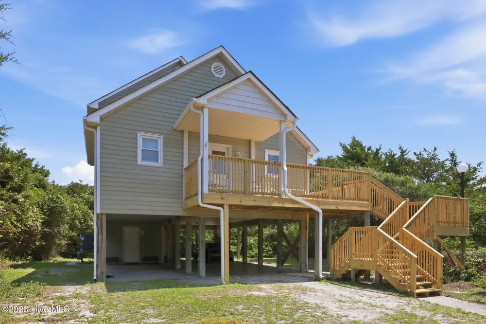 102 Periwinkle Drive Emerald Isle, NC 28594