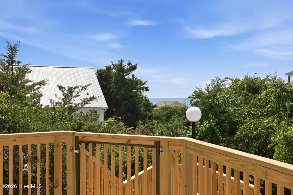 102 Periwinkle Drive Emerald Isle, NC 28594