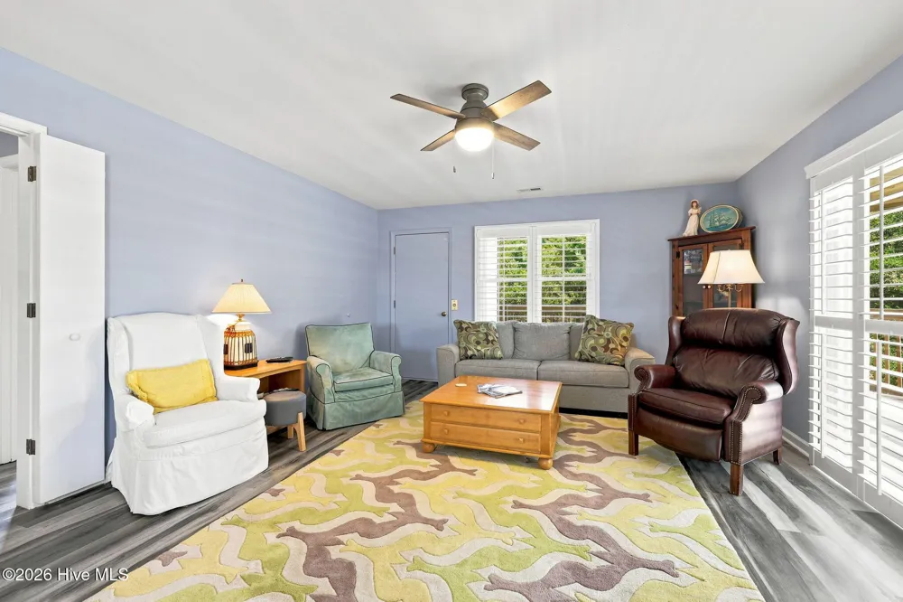 102 Periwinkle Drive Emerald Isle, NC 28594