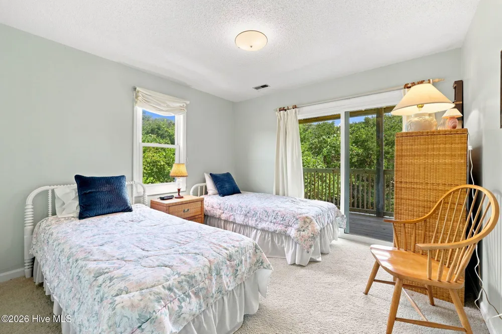102 Periwinkle Drive Emerald Isle, NC 28594