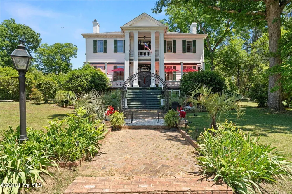 301 S Alexander Avenue Washington, GA 30673