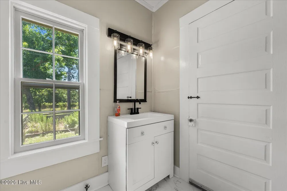277 Hulin Avenue Tignall, GA 30668