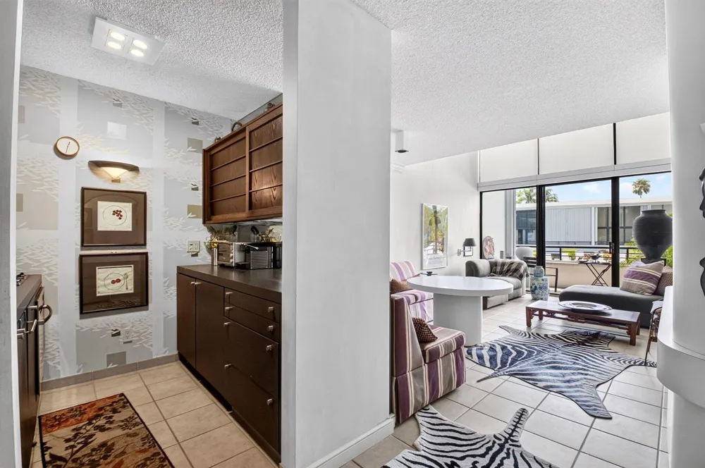 3589 S Ocean Boulevard #19 South Palm Beach, FL 33480