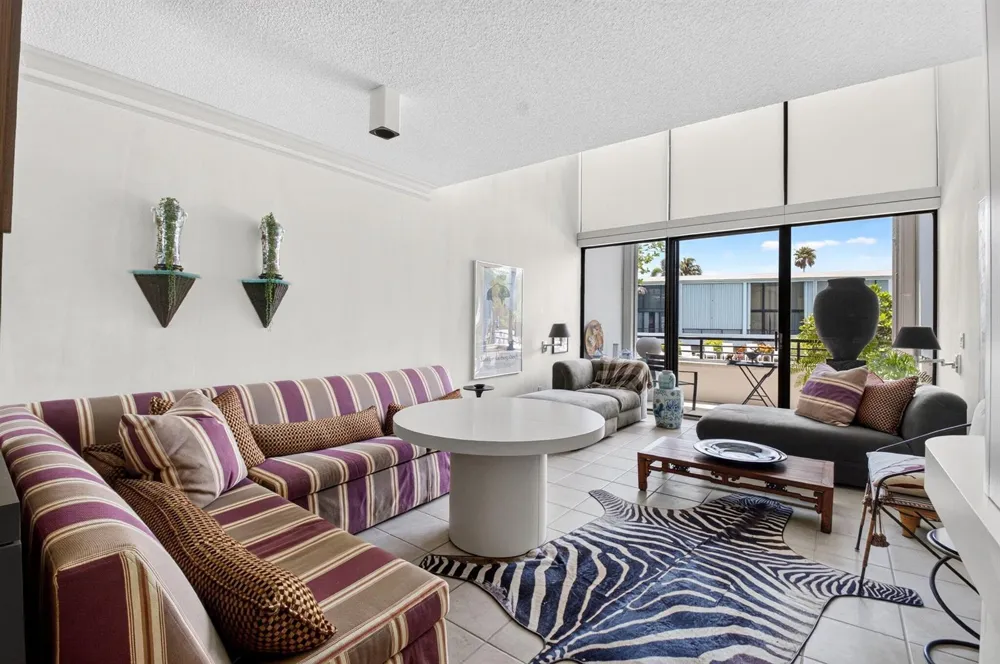 3589 S Ocean Boulevard #19 South Palm Beach, FL 33480