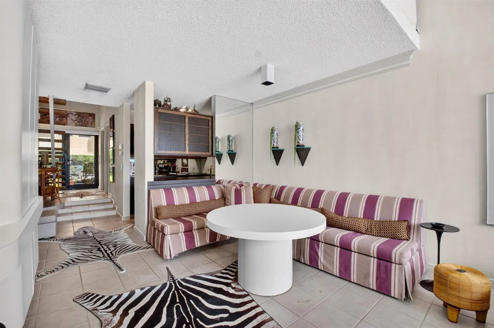 3589 S Ocean Boulevard #19 South Palm Beach, FL 33480
