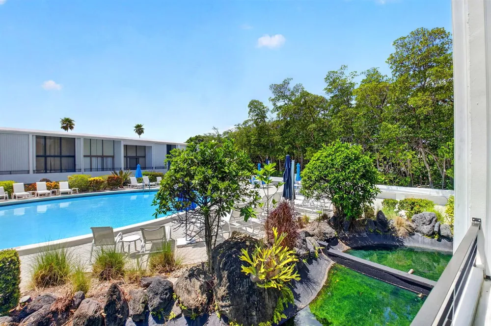 3589 S Ocean Boulevard #19 South Palm Beach, FL 33480