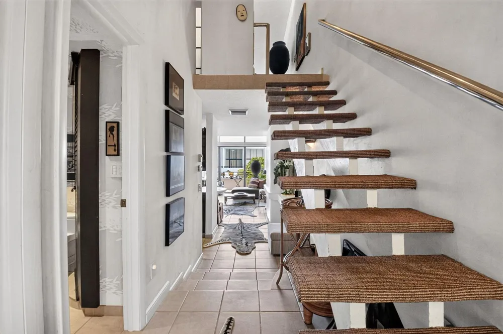 3589 S Ocean Boulevard #19 South Palm Beach, FL 33480