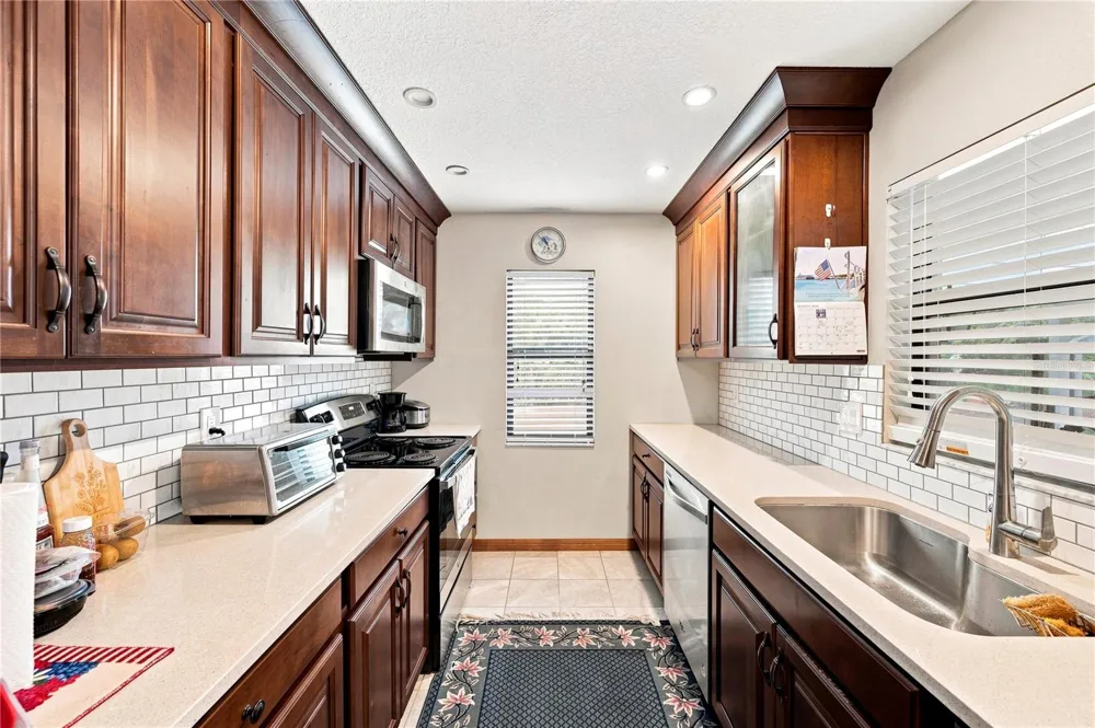 9511 CLYDE STREET Hudson, FL 34669