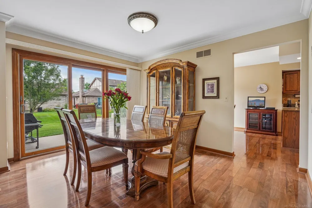 15792 Constitution Drive Macomb Township, MI 48044