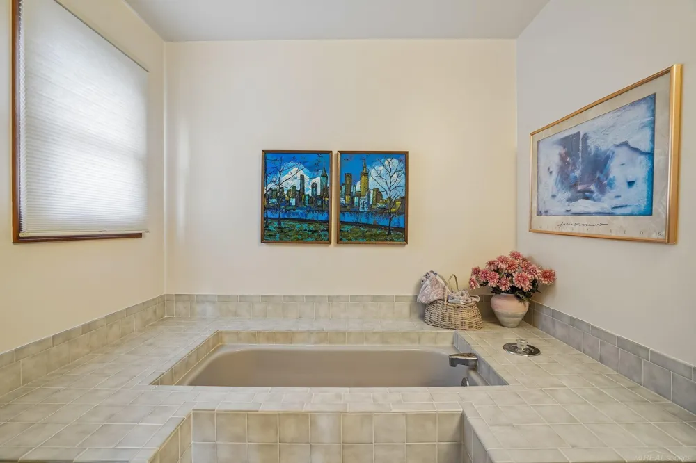 15792 Constitution Drive Macomb Township, MI 48044